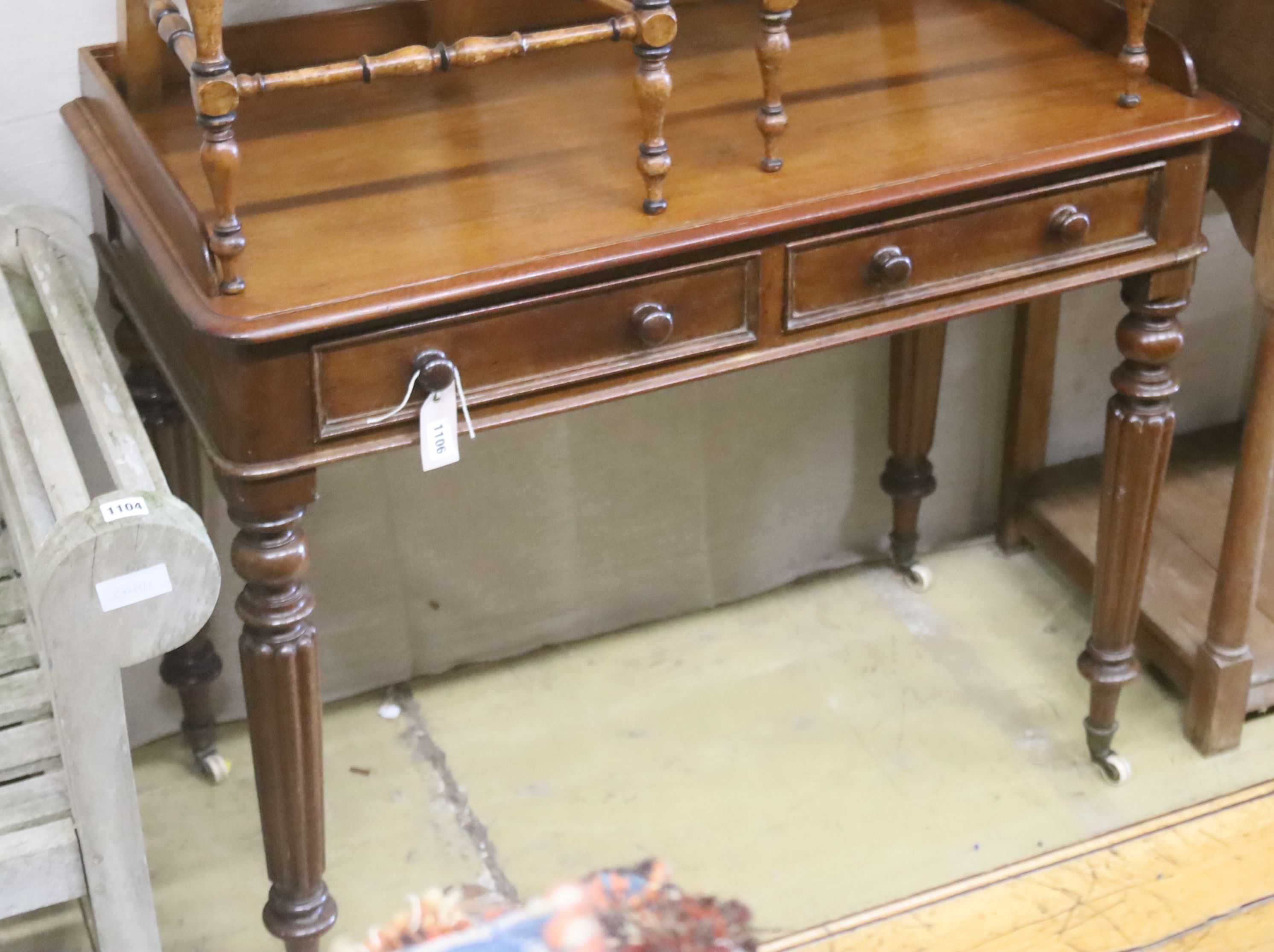A Victorian mahogany two drawer side table in the style of Gillow, length 96cm, depth 50cm, height 83cm
